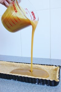 pour