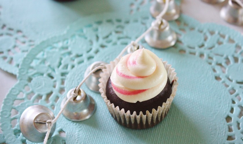 Mini chocolate mint cupcakes