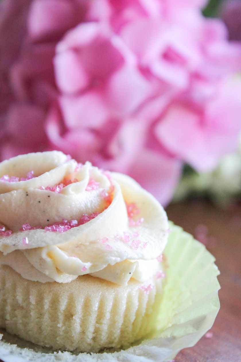 Very vanilla cupcakes (7 of 7)