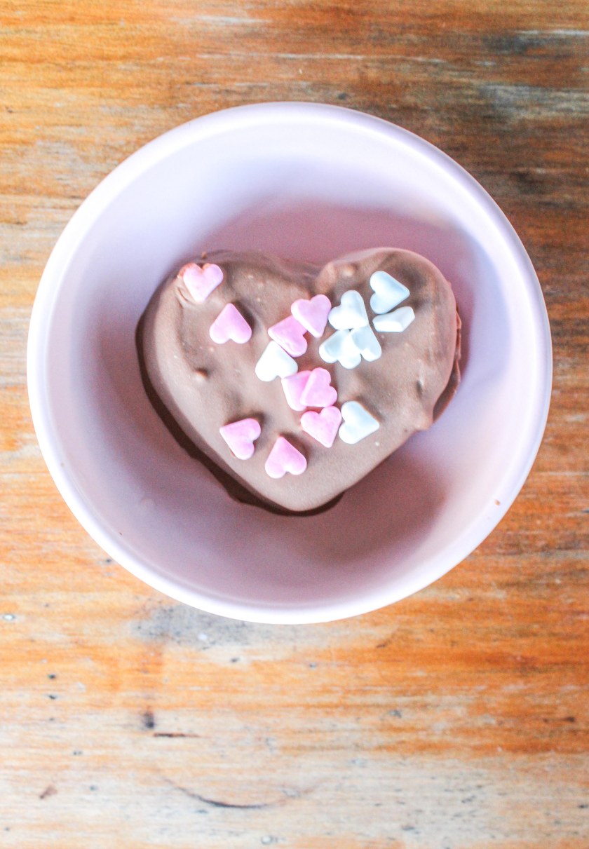 Valentine's day choc strawberry sandwiches (3 of 6)
