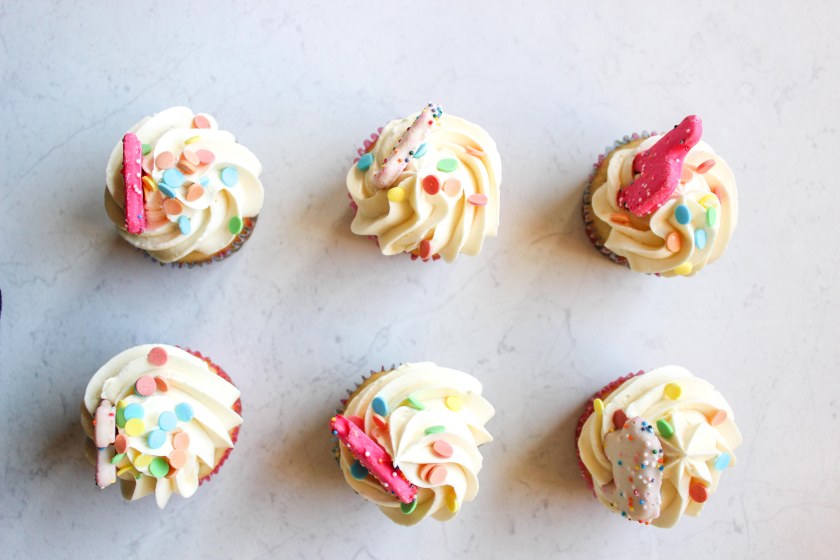 White chocolate cupcakes (3 of 13)